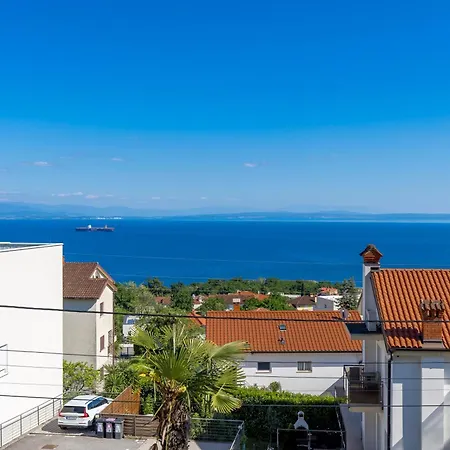 Garden With Pool Apartment Opatija