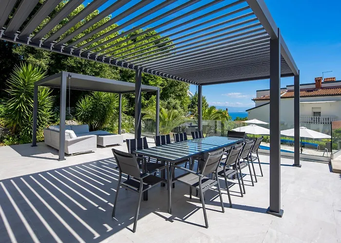 Lejlighed Garden With Pool Opatija