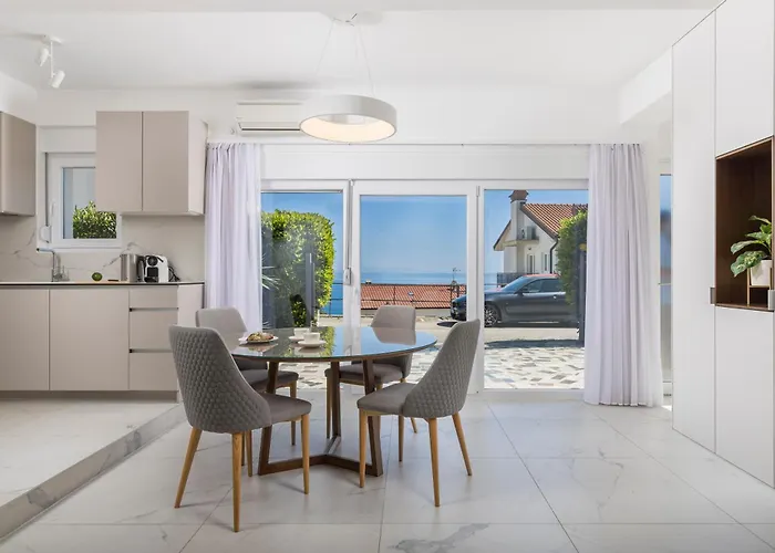 Garden With Pool Apartamento Opatija