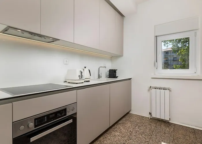 Garden With Pool Lejlighed