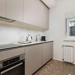 Garden With Pool Apartman