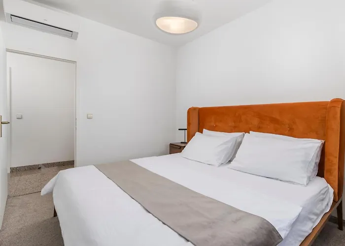 Garden With Pool * Abbazia